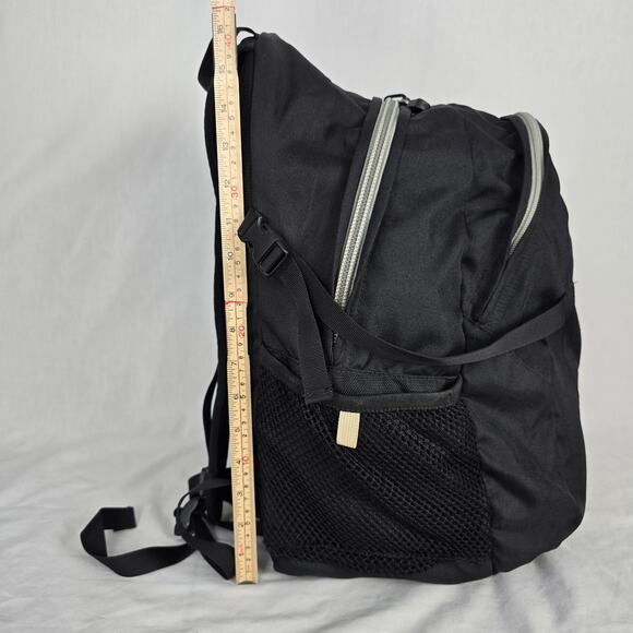 The North Face Mainframe Backpack Black White Logo - Picture 3 of 16
